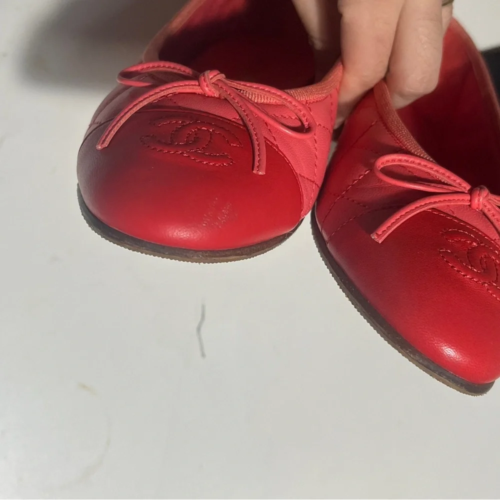 CHANEL Women's Vibrant Red Flats